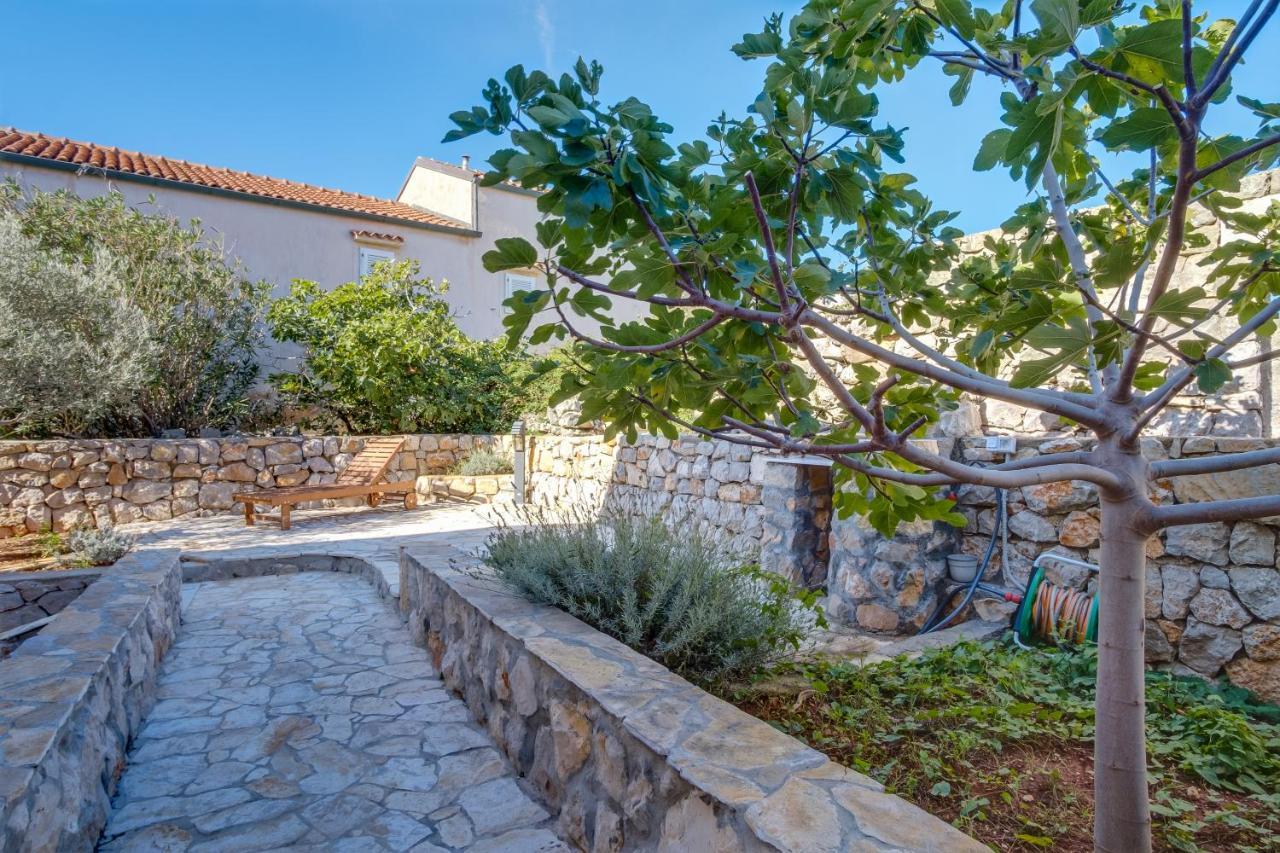 נזרין Lucica 360 Sea View Suite מראה חיצוני תמונה