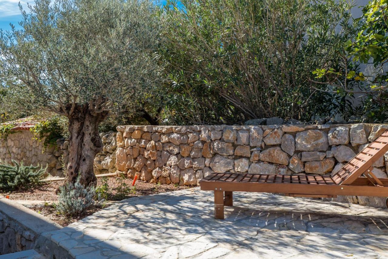 נזרין Lucica 360 Sea View Suite מראה חיצוני תמונה