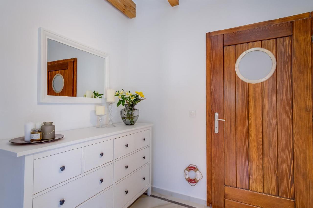 נזרין Lucica 360 Sea View Suite מראה חיצוני תמונה