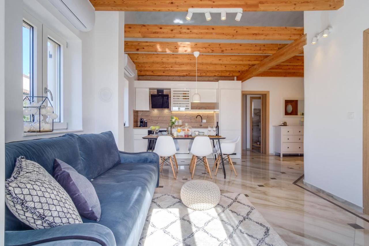 נזרין Lucica 360 Sea View Suite מראה חיצוני תמונה